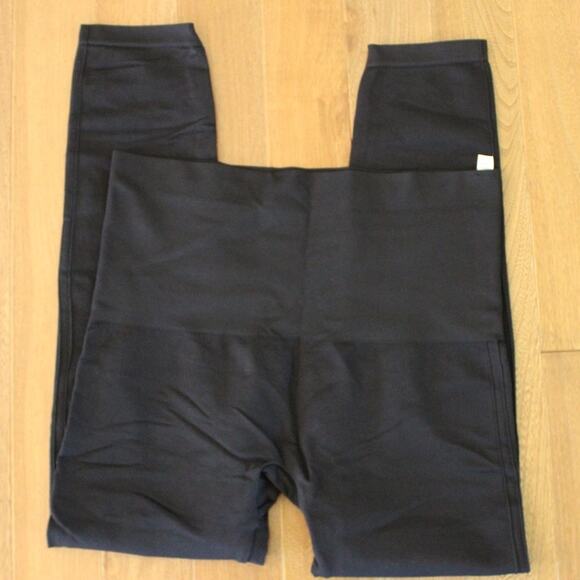 Spanx Look At Me Now Seamless Leggings  Black Plus Size 2X - Picture 2 of 5